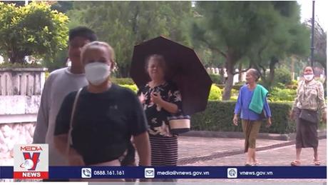 Lào mở lại các cửa khẩu