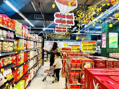 Dịp nghỉ lễ nguồn hàng phong phú, nhiều chương trình khuyến mại