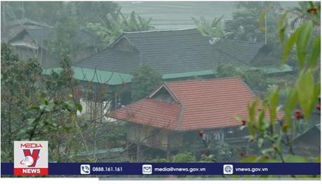 Những nếp nhà sàn cổ hàng trăm năm tuổi ở Nghệ An