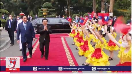 Thủ tướng chủ trì Lễ đón Thủ tướng Cộng hòa Dân chủ Nhân dân Lào