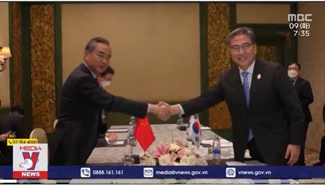 Ngoại trưởng Hàn-Trung thảo luận về chuỗi cung ứng