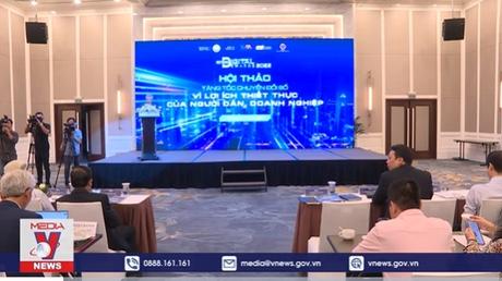 Tăng tốc chuyển đổi số vì lợi ích người dân, doanh nghiệp