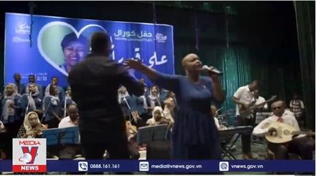 Bệnh nhân ung thư truyền cảm hứng sống đẹp