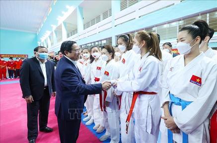 Thủ tướng kiểm tra công tác chuẩn bị cho SEA Games 31