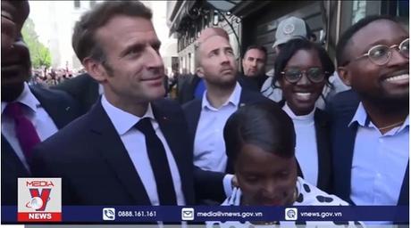 Tổng thống Pháp E.Macron nỗ lực thu hút thêm phiếu bầu