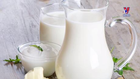 Câu chuyện sức khỏe: Dinh dưỡng từ sữa tươi đối với người cao tuổi