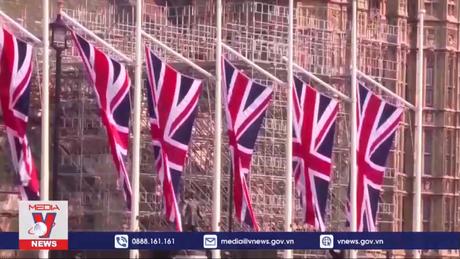 Thủ tướng Anh cân nhắc đóng băng viện trợ nước ngoài