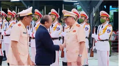 Chủ tịch nước thăm, làm việc với Cục An ninh nội địa