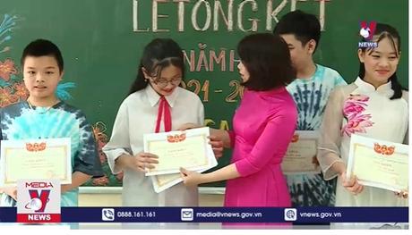 Không còn mưa giấy khen