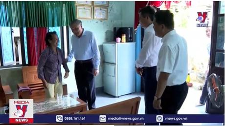 Thăm, tặng quà các gia đình chính sách tại thành phố Đồng Hới (Quảng Bình)