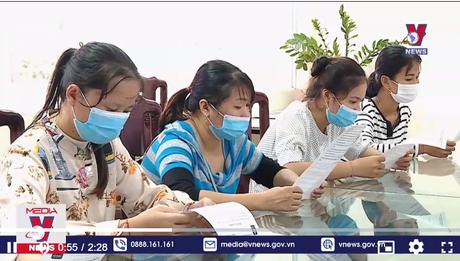 Tăng đãi ngộ để “hút” lao động dịp cuối năm