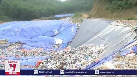 Hàng chục nghìn tấn rác tồn đọng tại TP Hòa Bình