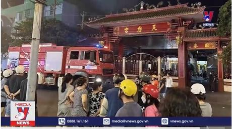 Cháy lớn tại Miếu Bà Thiên Hậu, Bình Dương
