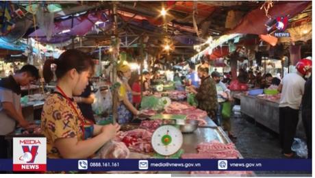 Giá lợn tăng mạnh và giải pháp bình ổn 