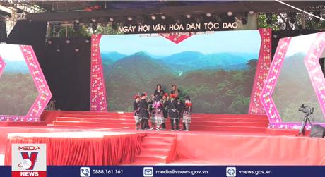 Sôi nổi Ngày hội văn hoá dân tộc Dao toàn quốc