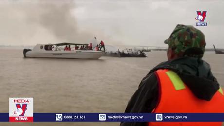 Hỏa hoạn trong khu neo đậu tàu thuyền ở Quảng Nam