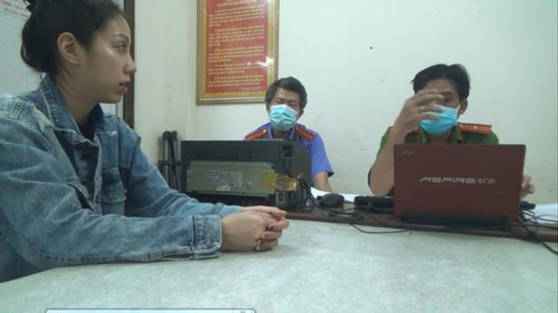 Bé gái 8 tuổi bị hành hạ nhiều giờ trước khi tử vong