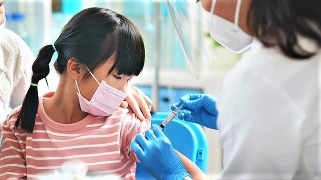 Trẻ đã mắc COVID-19 sau bao lâu có thể tiêm vaccine? 