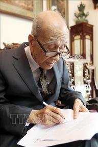 Giáo sư Vũ Khiêu - tấm gương lao động sáng tạo không ngừng