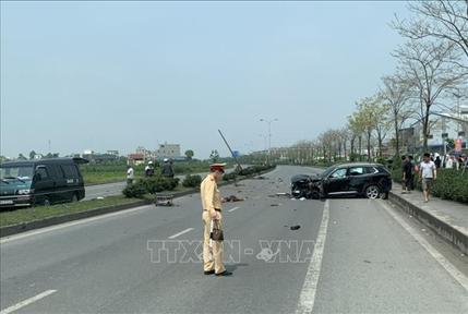 Nguyên Bí thư Tỉnh ủy Ninh Bình và vợ tử vong do tai nạn giao thông