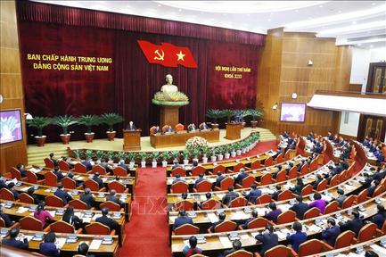 Ngày làm việc thứ ba Hội nghị Trung ương 5 khóa XIII