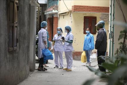 Sáng 13/1: Hơn 6.000 F0 nặng đang điều trị; Tiếp cận, can thiệp bệnh nhân hậu COVID-19 theo mô hình tháp 3 tầng
