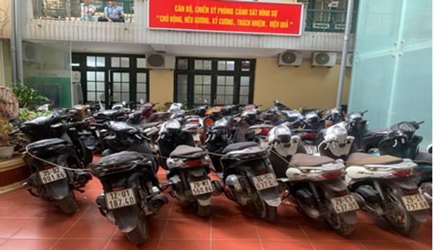Triệt phá băng nhóm tội phạm có tổ chức trộm cắp, tiêu thụ xe máy, đánh bạc, cho vay lãi nặng