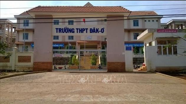 Bình Phước: Hiệu trưởng trường Trung học Phổ thông tử vong nghi do rơi từ tầng 3 xuống đất
