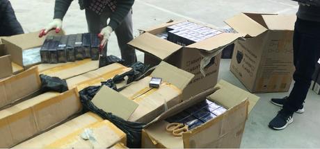 Triệt phá đường dây buôn bán thuốc lá điếu với số lượng lớn
