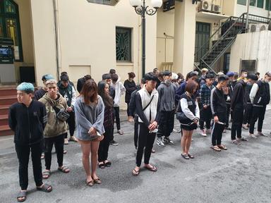 Hà Nội: Lập hồ sơ gần 100 thanh thiếu niên chạy xe máy náo loạn đường phố 