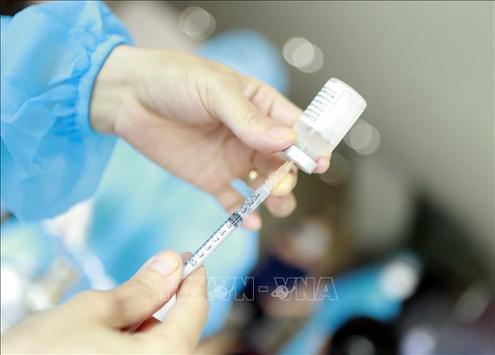 Sáng 10/4: Số mắc COVID-19 trong cộng đồng giảm 36,9%; ca tử vong giảm 26,1%