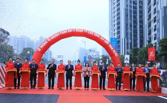 Hà Nội thông xe toàn tuyến đường vành đai 10.000 tỷ đồng