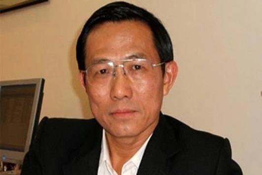 Khởi tố, bắt tạm giam cựu Thứ trưởng Bộ Y tế Cao Minh Quang