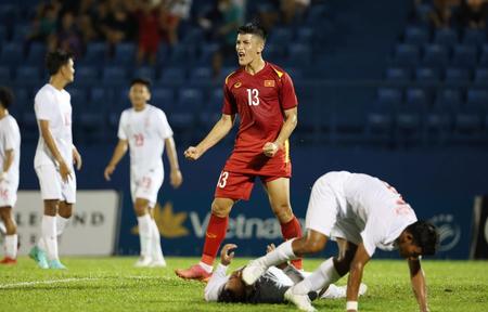 Thắng nghẹt thở U19 Malaysia, U19 Việt Nam vô địch U19 Quốc tế