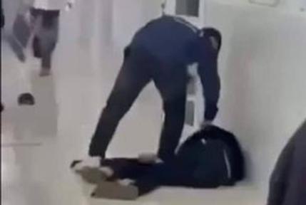 Đang xác minh làm rõ nam sinh viên bị hành hung