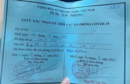 Khoe tiêm vaccine Pfizer nhờ 'xin ông anh': Đình chỉ công tác Phó chủ tịch UBND phường 