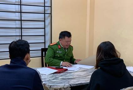 Hoang báo tin bị cướp vì muốn được đổi điện thoại 