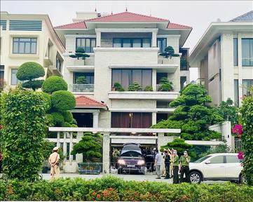 Khởi tố và bắt cựu chủ tịch UBND TP Hạ Long Phạm Hồng Hà