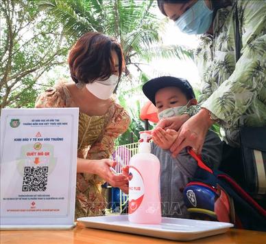 Ngày 15/4: Hà Nội thêm 1.425 ca COVID-19 mới