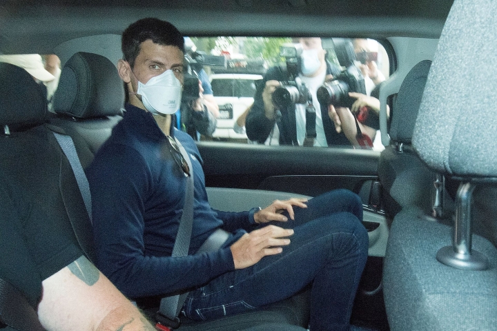 Djokovic bị trục xuất, hết cơ hội bảo vệ ngai vàng Australian Open