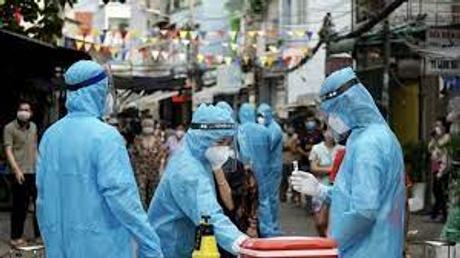 Sáng 17/1: Hơn 5.100 bệnh nhân COVID-19 nặng đang điều trị; 33 tỉnh, thành là vùng xanh - cấp độ 1 về dịch