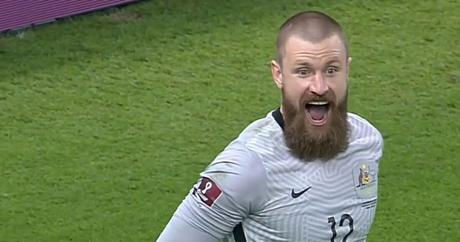 FIFA chính thức cấm thủ môn nhảy múa khi bắt phạt đền