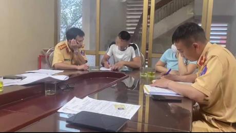 Xử phạt 4 ô tô biển Quảng Ninh, che biển số ‘né’ phạt nguội trên cao tốc 