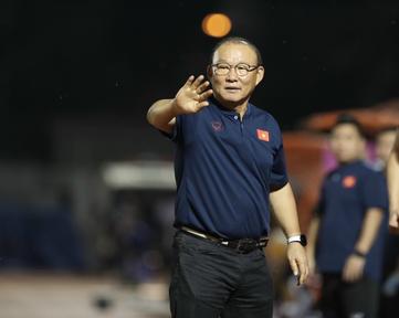 HLV Park Hang Seo chia tay bóng đá Việt Nam sau AFF Cup 2022