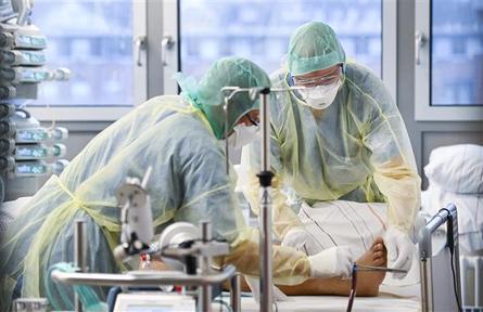 COVID-19 tới 6h sáng 19/3: WHO tuyên bố đại dịch chưa kết thúc; Hàn Quốc nới lỏng dù dẫn đầu thế giới