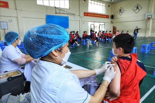 Hà Nội thêm xấp xỉ 1.000 ca COVID-19 mới