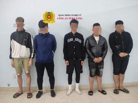 Đà Nẵng: Đã bắt được nghi phạm vụ mất cắp 130 chiếc điện thoại trong mưa lũ 