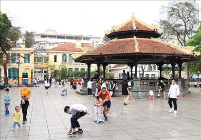 Hà Nội thêm hơn 19.000 ca mới trong 24 giờ, còn gần 380.000 ca đang điều trị