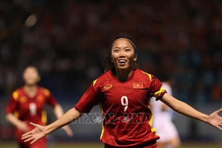Nghẹt thở đánh bại Thái Lan, tuyển nữ Việt Nam giành HCV bóng đá nữ SEA Games 31