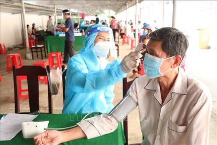 Sáng 10/1: Hơn 1,5 triệu bệnh nhân COVID-19 ở nước ta khỏi bệnh; Đã có 31 ca nhiễm biến chủng Omicron
